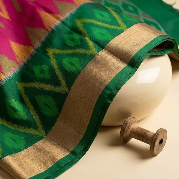 Multicolor_Green_Designer_Printed_And_Dolla_Silk_Fabric_Sarees