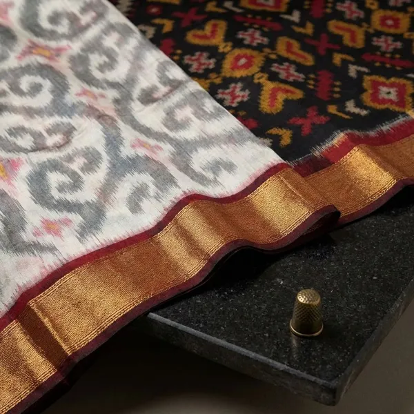 Multicolor_Twill_Ikkat_Designer_And_Dolla_Silk_Sarees