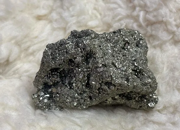 Ash_Raw_Pyrite_Crystal_Natural_Wealth_Shield_Stone