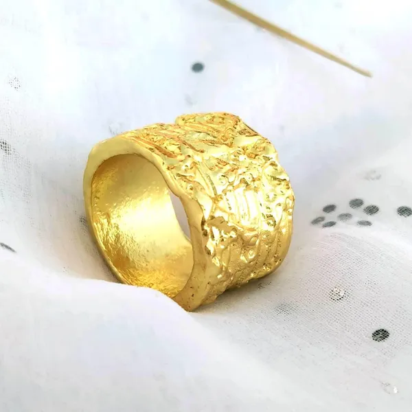 Gold_Premium_Gold_Plated_Brass_Finger_Ring_For_Women