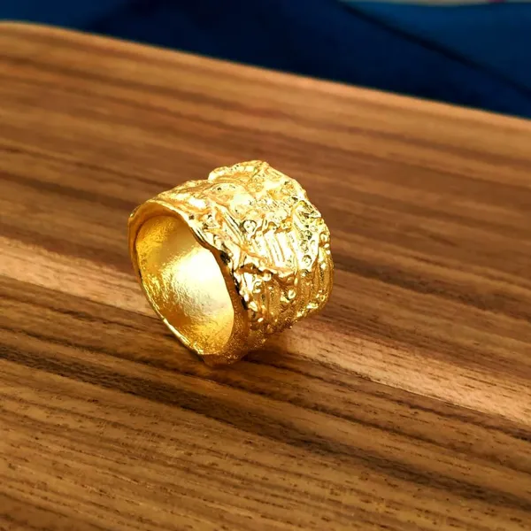 Gold_Premium_Gold_Plated_Brass_Finger_Ring_For_Women
