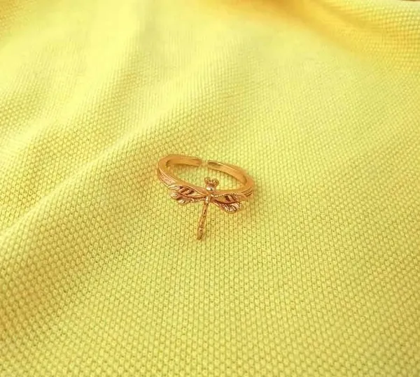 Gold_Premium_Gold_Plated_Brass_Finger_Ring_For_Women