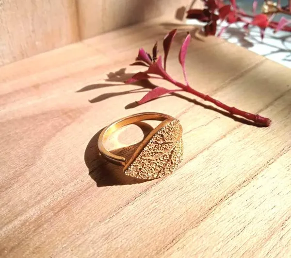 Gold_Plated_Brass_Finger_Ring_For_Women