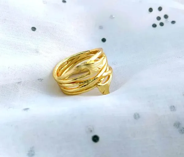 Gold_Premium_Gold_Plated_Brass_Finger_Ring_For_Women