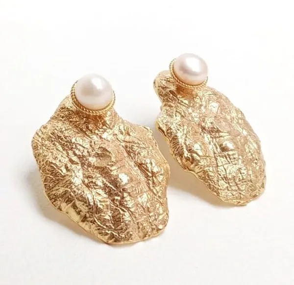 Gold_Premium_Brass_Earrings_For_Women