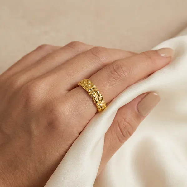 Gold_Premium_Gold_Plated_Brass_Finger_Ring_For_Women