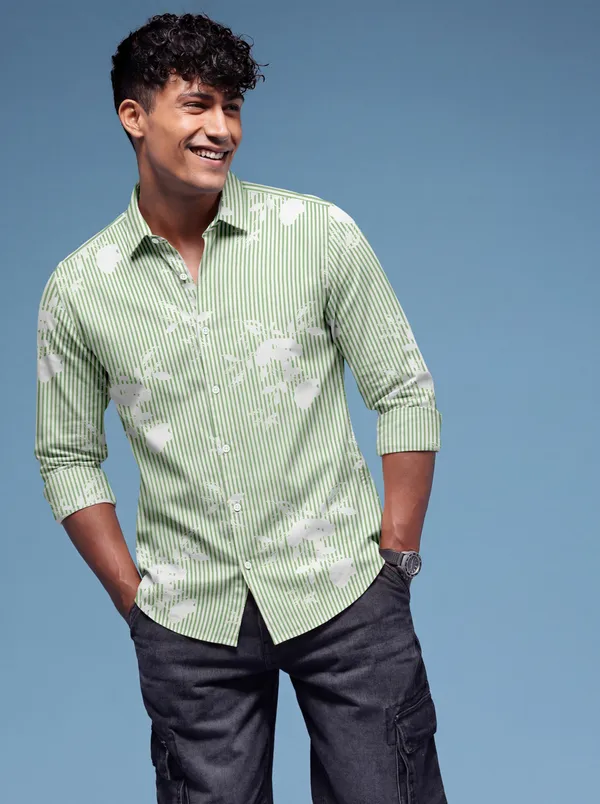 Green_And_White_Cotton_Casual_Printed_Full_Sleeve_Shirt_For_Men