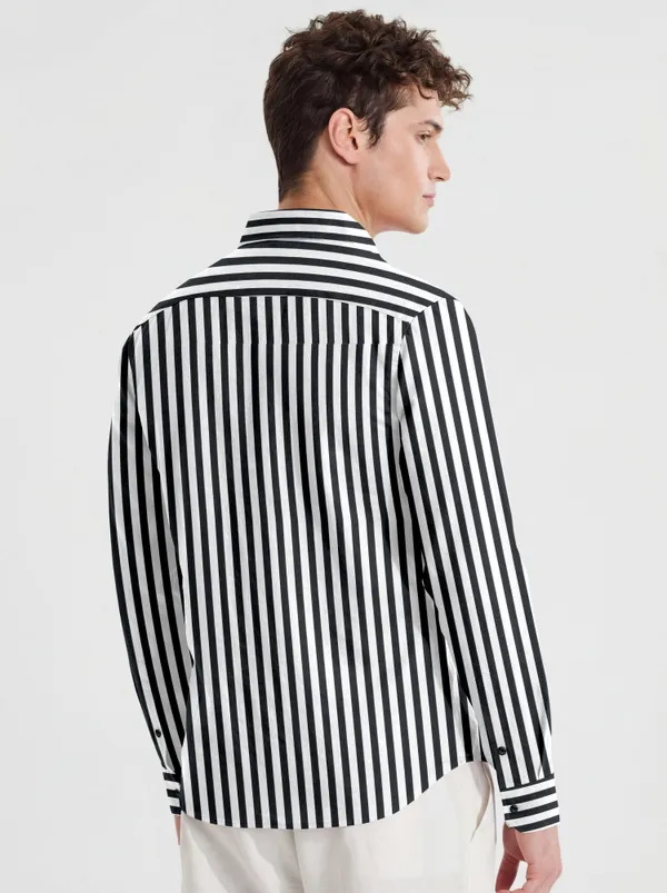 Black_And_White_Cotton_Blend_Striped_Full_Sleeve_Shirt_For_Men