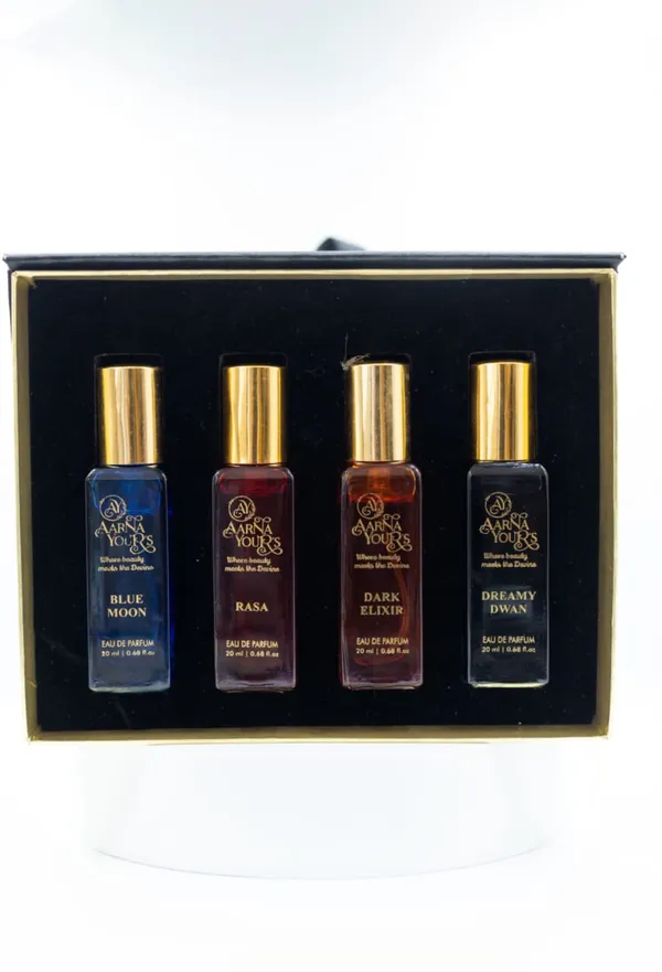 Premium_Aarna_Your's_Luxury_French_Perfume_Gift_Set_4_Long_Lasting_Unisex_Scents