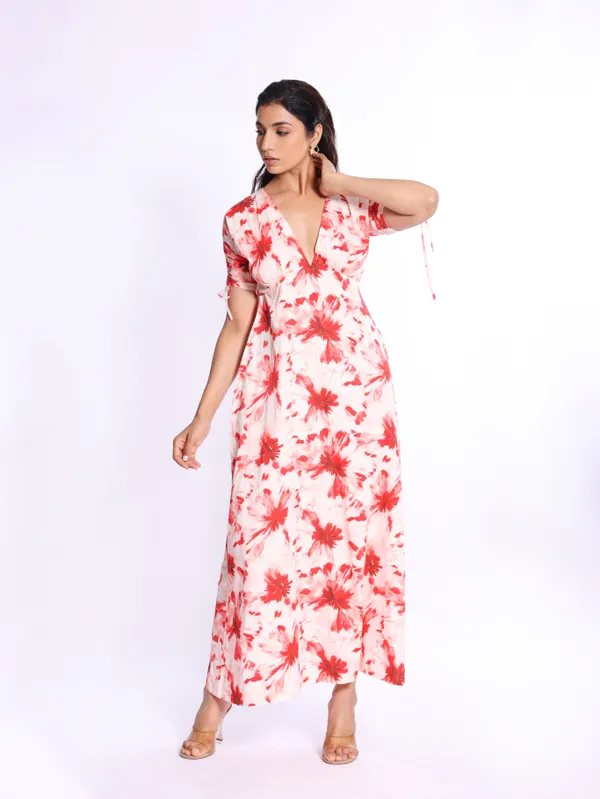 BLOOM_Bodycon_Dress_–_Stylish_Fitted_Dress_For_Women