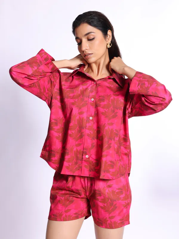 RAE_Shorts_Set_–_Stylish_Shorts_Set_For_Women