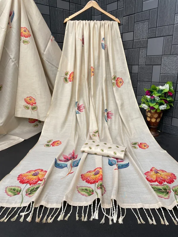 Cream_Erode_Cotton_Silk_Digital_Print_With_Latkan_Work_Saree_For_Women