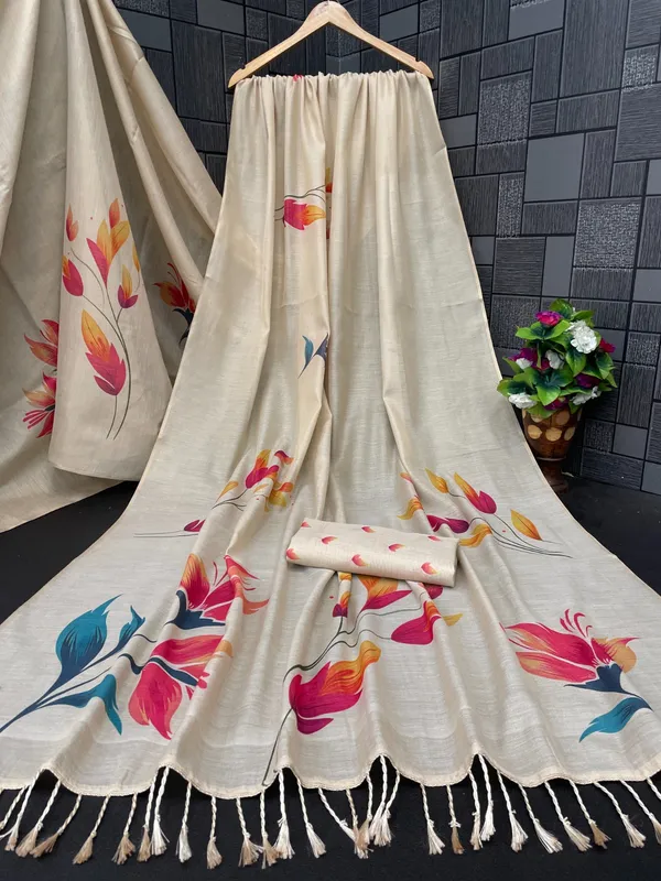 Cream_Erode_Cotton_Silk_Digital_Print_With_Latkan_Work_Saree_For_Women