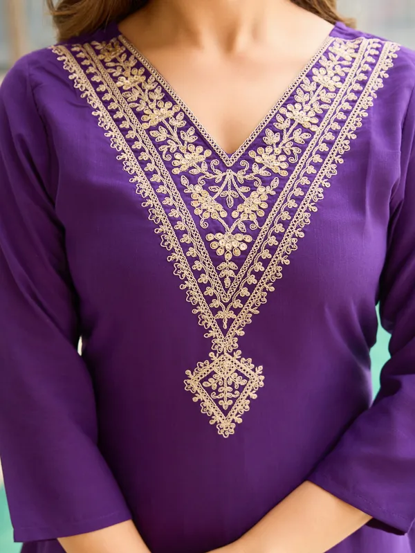 Purple_Rayon_Slub_Embroidered_Kurti_With_Pant_&_Dupatta_For_Women