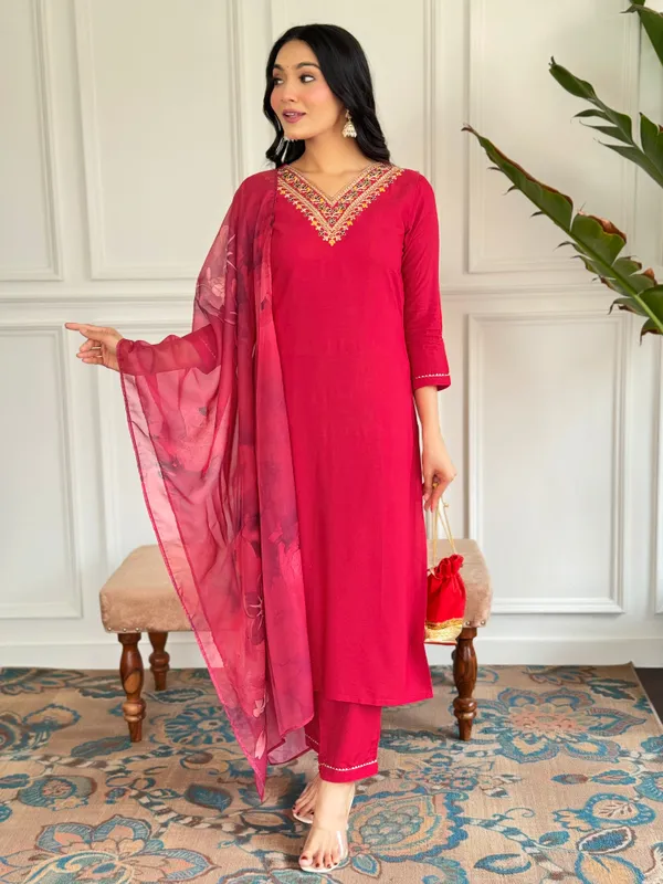 Red_Rayon_Slub_Embroidered_Kurti_With_Pant_&_Dupatta_For_Women