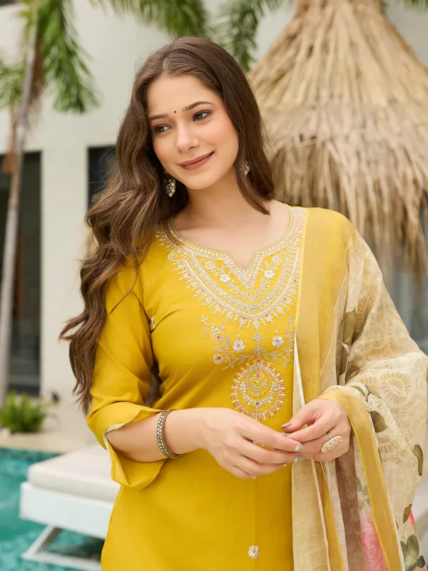 Yellow_Viscose_Embroidered_Kurti_With_Pant_&_Dupatta_For_Women
