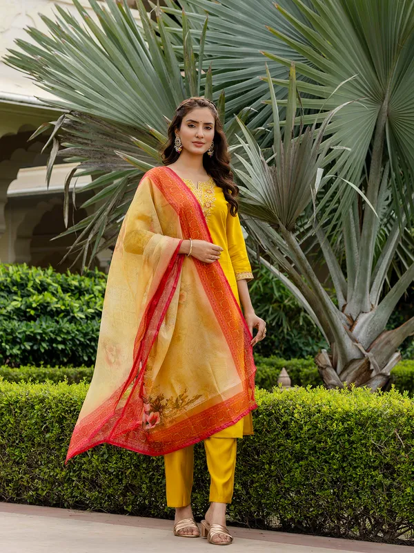 Yellow_Rayon_Embroidered_Kurti_With_Pant_&_Dupatta_For_Women