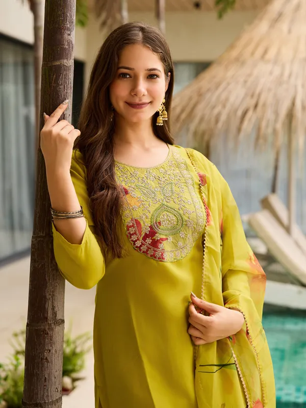 Yellow_Rayon_Embroidered_Kurti_With_Pant_&_Dupatta_For_Women