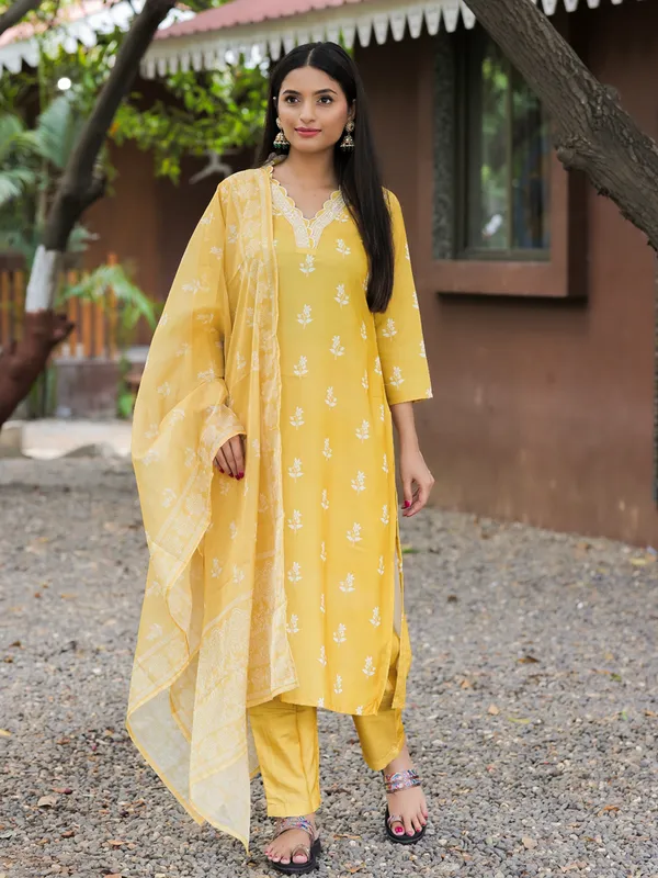 Yellow_Rayon_Embroidered_Kurti_With_Pant_&_Dupatta_For_Women