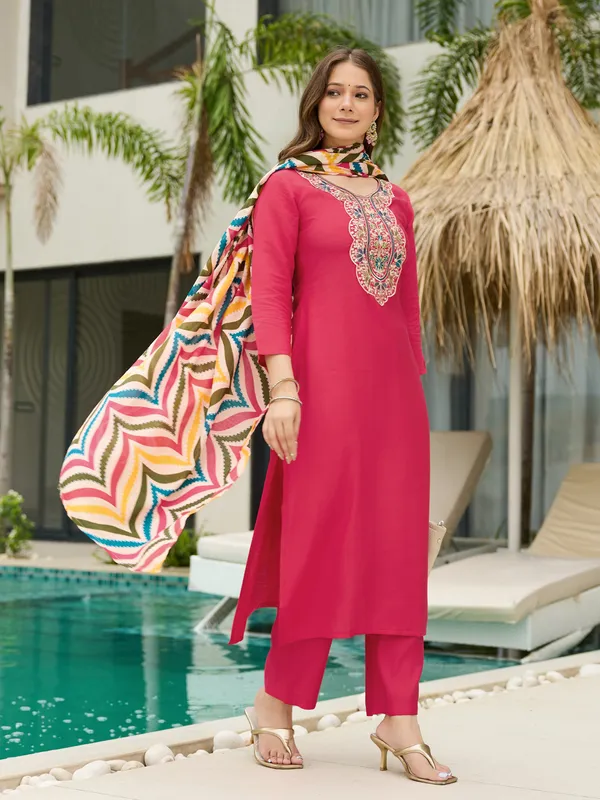 Pink_Rayon_Embroidered_Kurti_With_Pant_&_Dupatta_For_Women