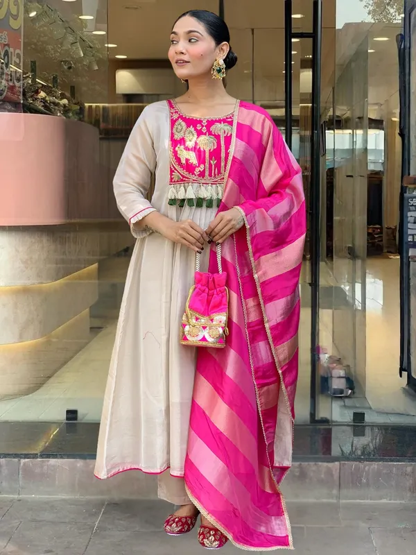 Pink_Silk_Embroidered_Kurti_With_Pant_&_Dupatta_For_Women