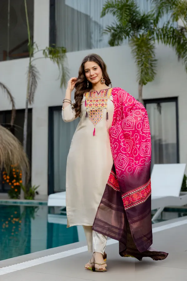 White_Viscose_Shimmer_Embroidered_Kurti_With_Pant_&_Dupatta_For_Women