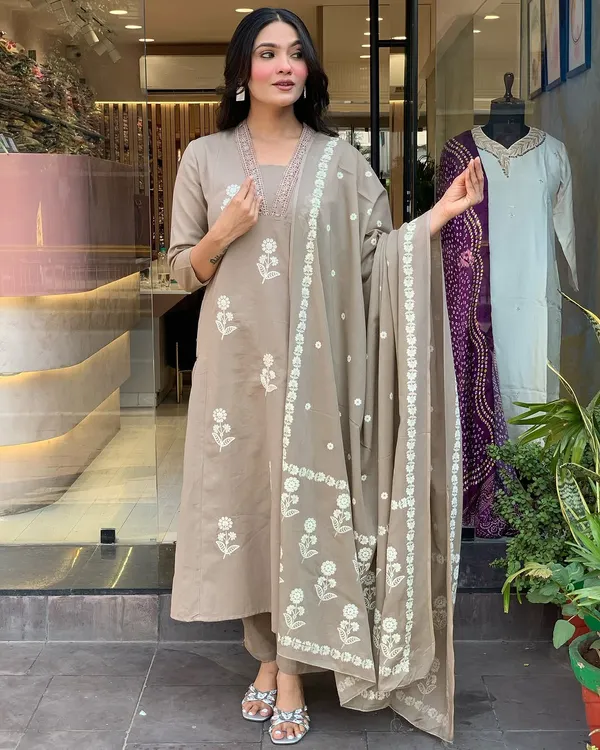 Cream_Cotton_Embroidered_Kurti_With_Pant_&_Dupatta_For_Women