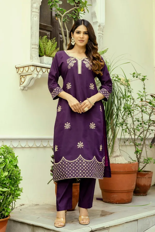 Wine_Viscose_Chanderi_Embroidered_Beads_Kurti_With_Pant_&_Dupatta_For_Women