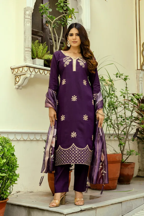 Wine_Viscose_Chanderi_Embroidered_Beads_Kurti_With_Pant_&_Dupatta_For_Women