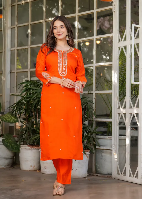 Orange_Viscose_Chanderi_Embroidered_Work_Kurti_With_Pant_&_Dupatta_For_Women
