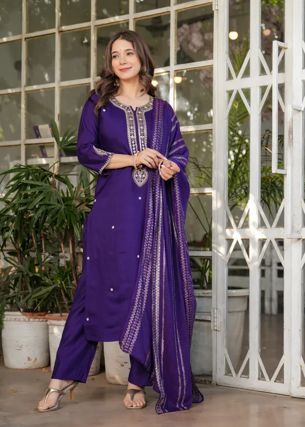 Purple_Viscose_Chanderi_Embroidered_Work_Kurti_With_Pant_&_Dupatta_For_Women