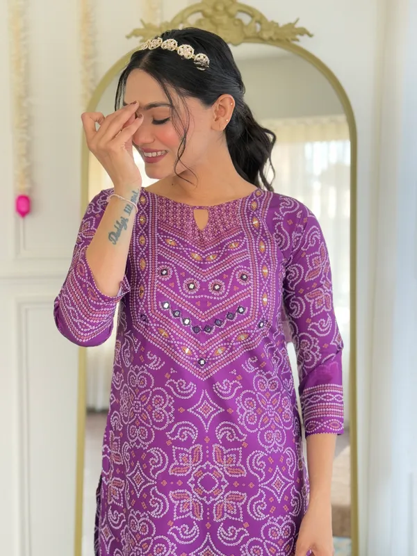 Purple_French_Crepe_Hand_Mirrored_Kurti_With_Pant_&_Dupatta_For_Women