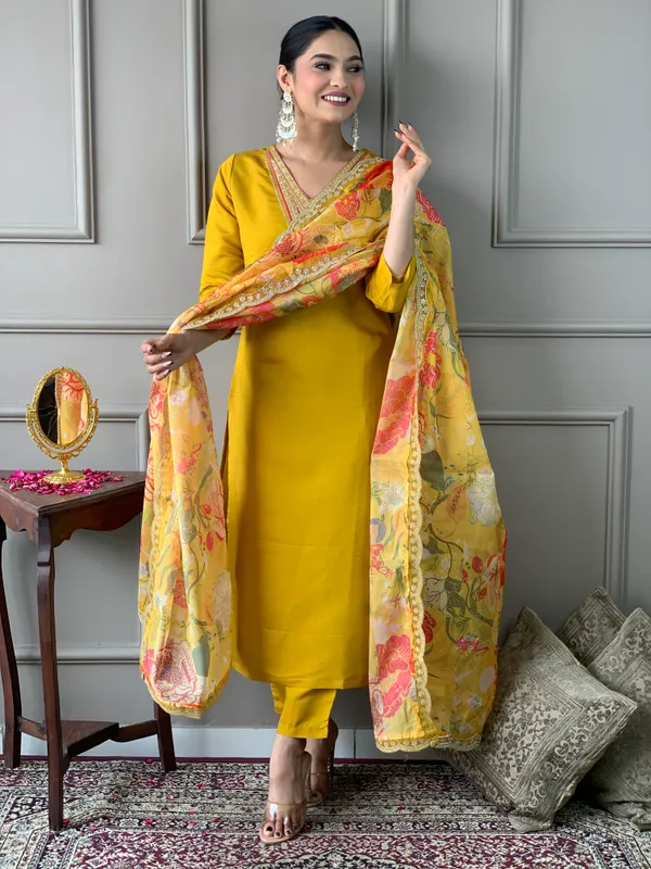 Yellow_Chanderi_Embroidery_Kurti_With_Pant_&_Dupatta_For_Women