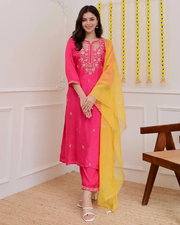 Pink_Chanderi_Embroidered_Kurti_With_Pant_&_Dupatta_For_Women