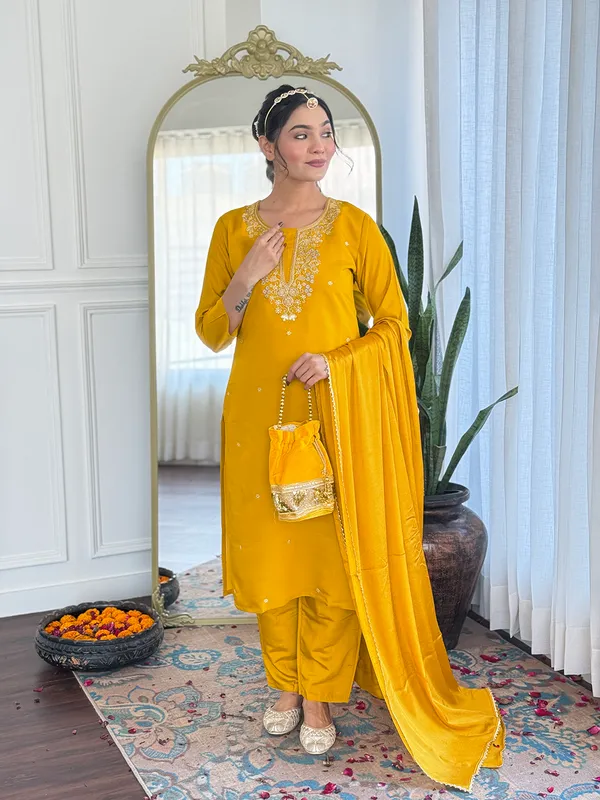 Yellow_Viscose_Chanderi_Embroidery_Kurti_With_Pant_&_Dupatta_For_Women