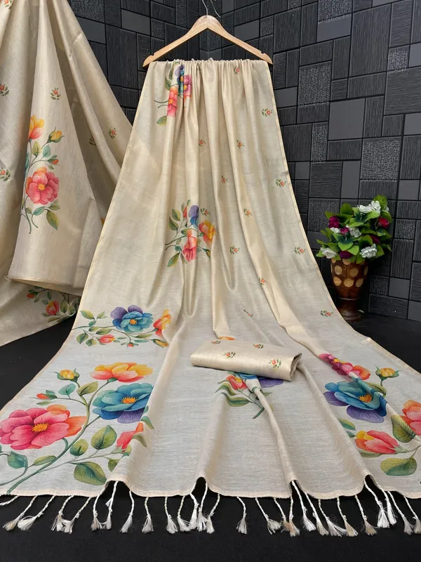 Cream_Erode_Cotton_Silk_Digital_Print_With_Latkan_Work_Saree_For_Women