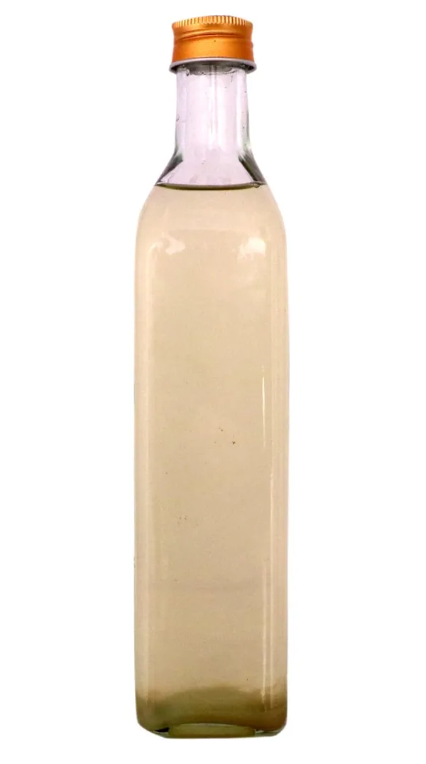 Extra_Virgin_Coconut_Oil_With_100%_Cold-Pressed_Fresh_Coconut_Milk