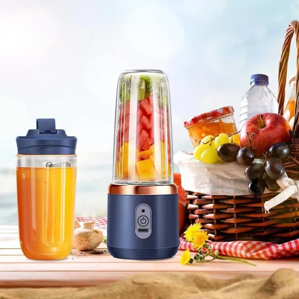 Portable_Rechargeable_Juice_Blender_With_Travel_Bottle