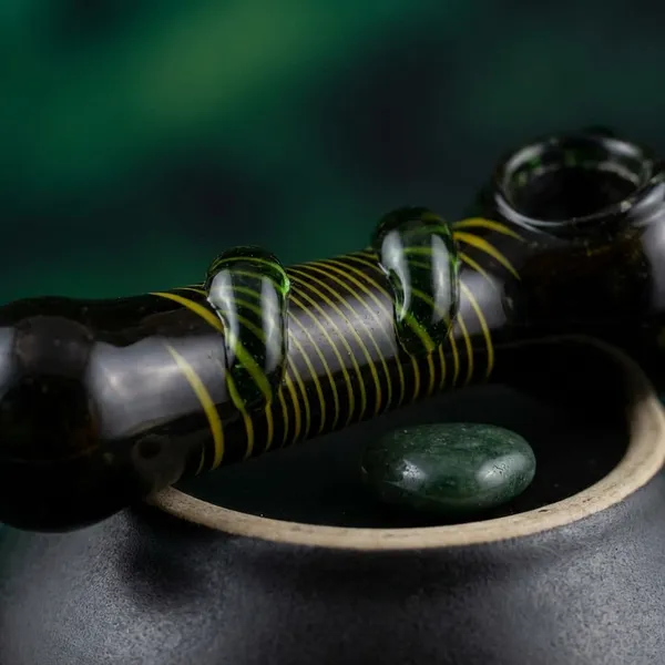 Black_Artistic_Hand_Blown_Glass_Decor_Pipe_With_Spiral_Design