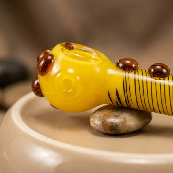 Yellow_Premium_Glass_Decore_Pipe