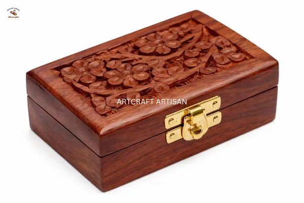 Wooden_Carved_Box