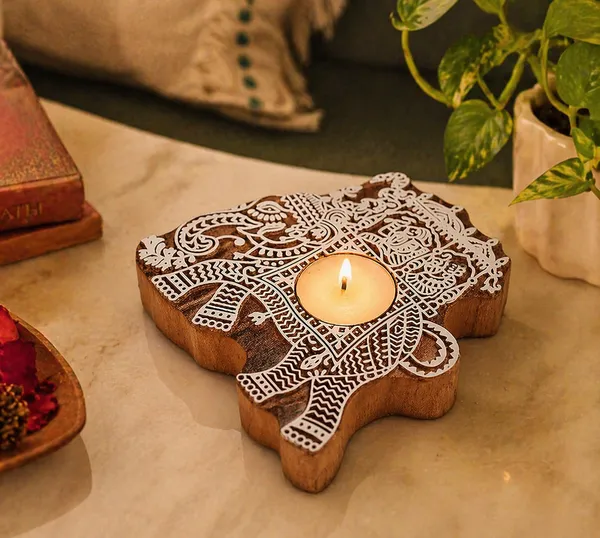 wooden_candle_holder