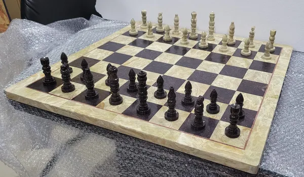 Black_And_Beige_Classic_Marble_Chess_Board_Game_Set_With_Handcrafted_Pieces_26_Inch