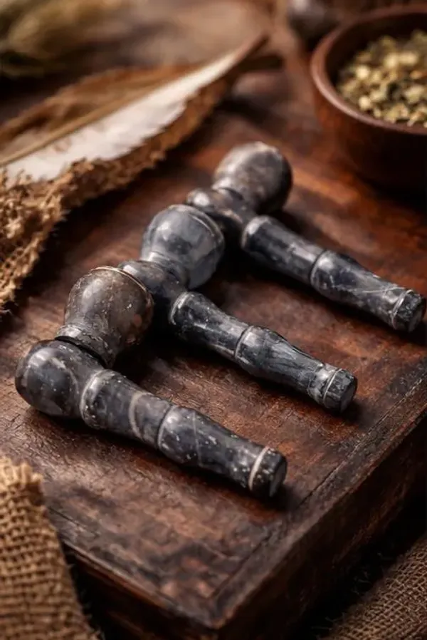 Handmade_Soapstone_craft_decor_pipe