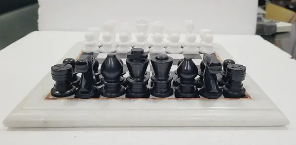 White_And_Black_Classic_Marble_Chess_Board_Game_Set