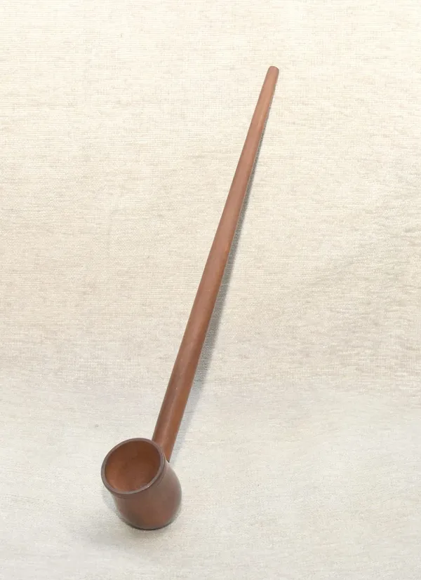 Brown_Wooden_Ningali_Craft_Pipe