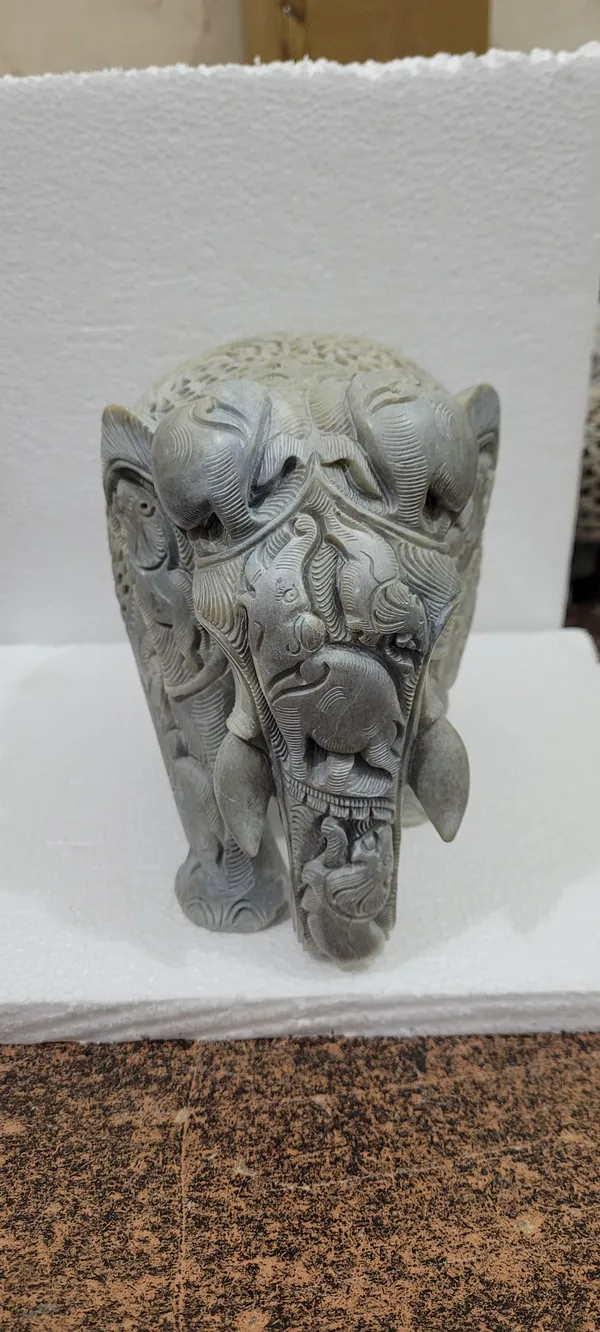 Stone_Carved_Elephant_Statue