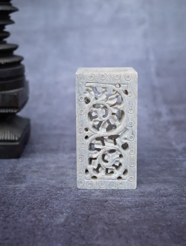 Stone_Carved_Pen_Stand