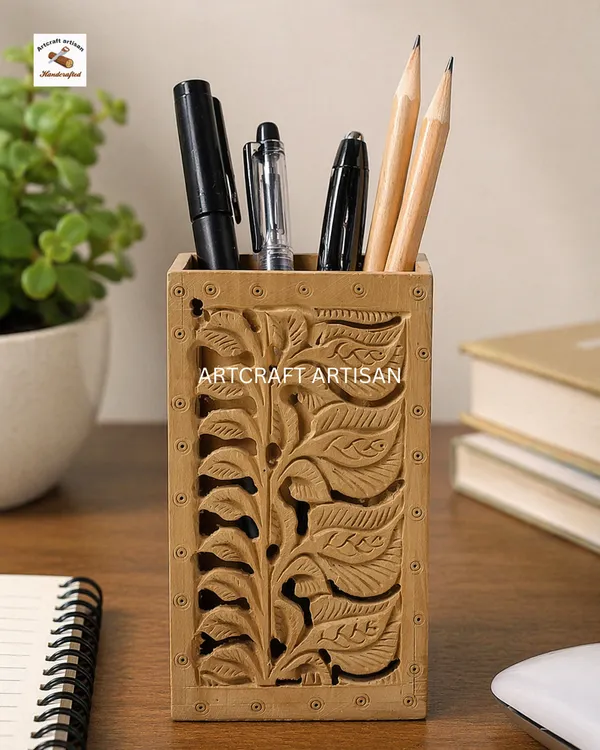 Wooden_Carved_Pen_Stand
