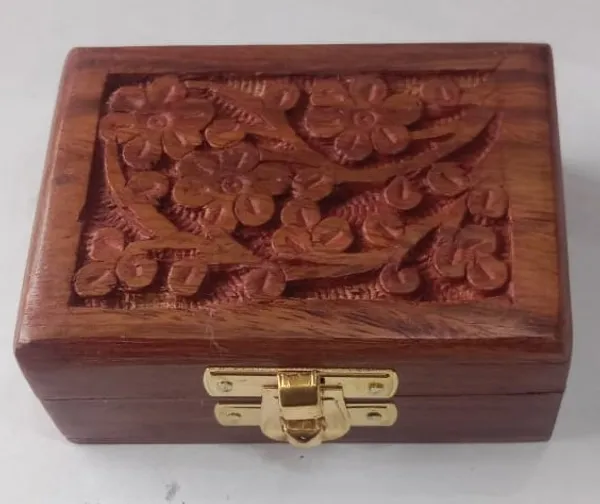 Wooden_Carved_Box